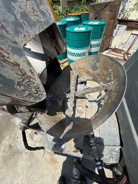 В перфектно състояние Машина за замазки Putzmeister M740 DHB