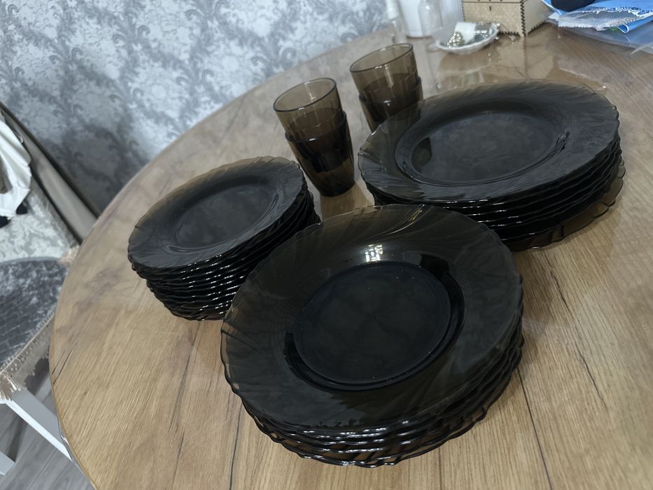 Продам черную  посуду