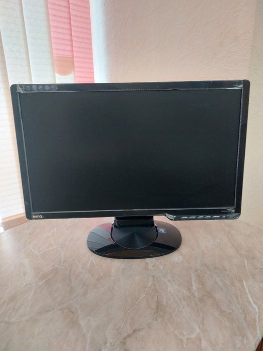 Манитор марки "BENQ