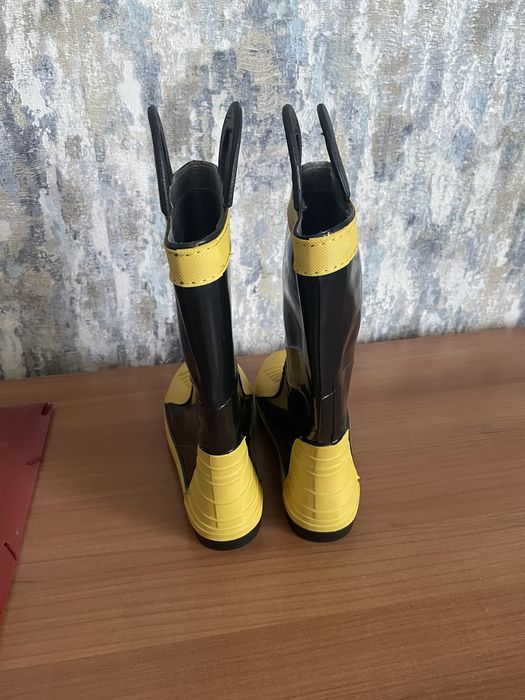 Продам сапоги пожарные