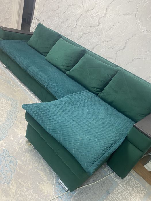 Диван    угловой