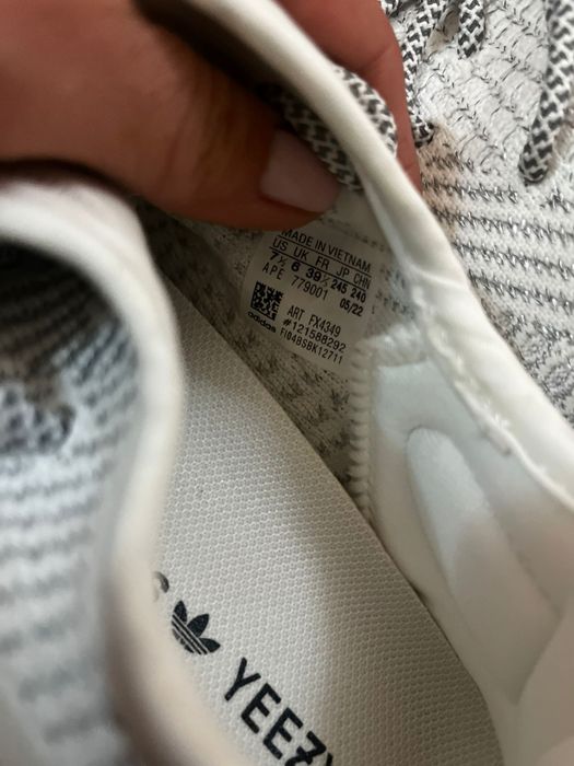 Adidas yeezy boost 350