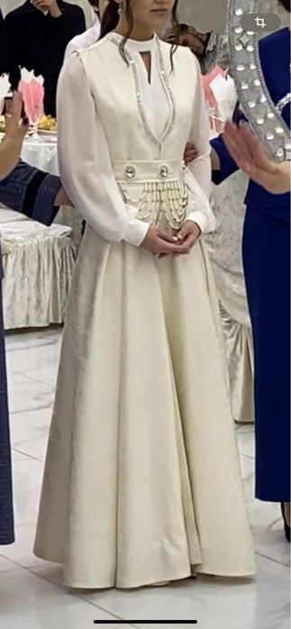 Накидка на платье