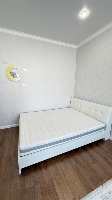 Продам кровать б/у