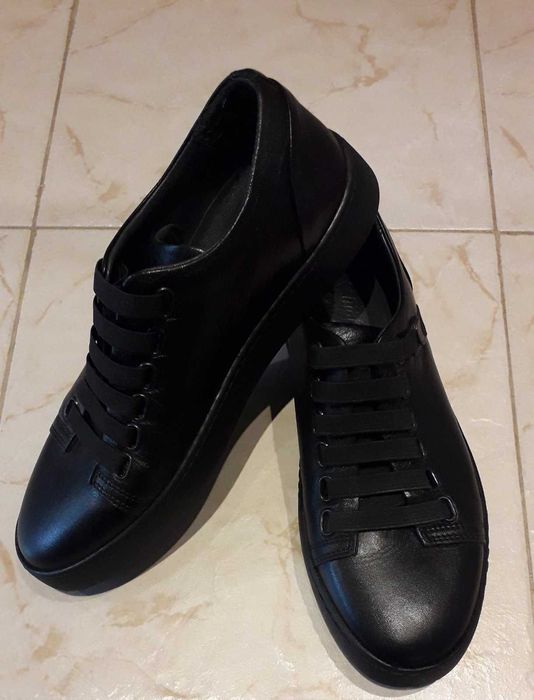 Спортно елегантни мъжки обувки