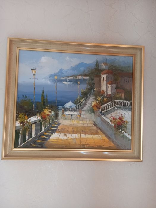 Продам картины в отличном состоянии