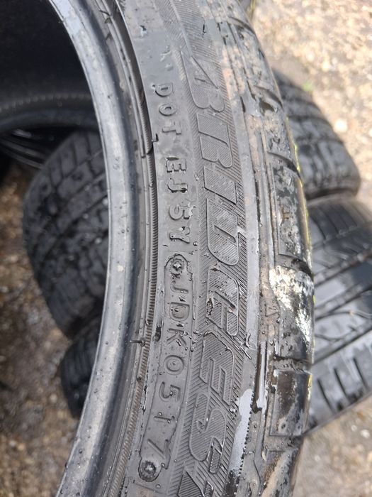 19 цола спорт пакет 295 30 и 235 35 19 летни  BRIDGESTONE