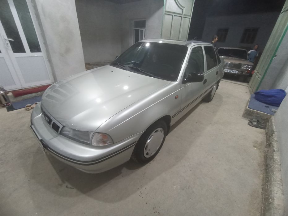 Moshina idiyal xolda