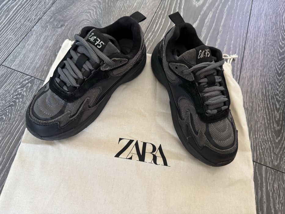 Спортни обувки с велур  и кожа