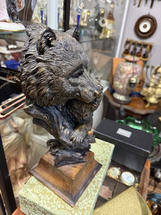 красива статуетка