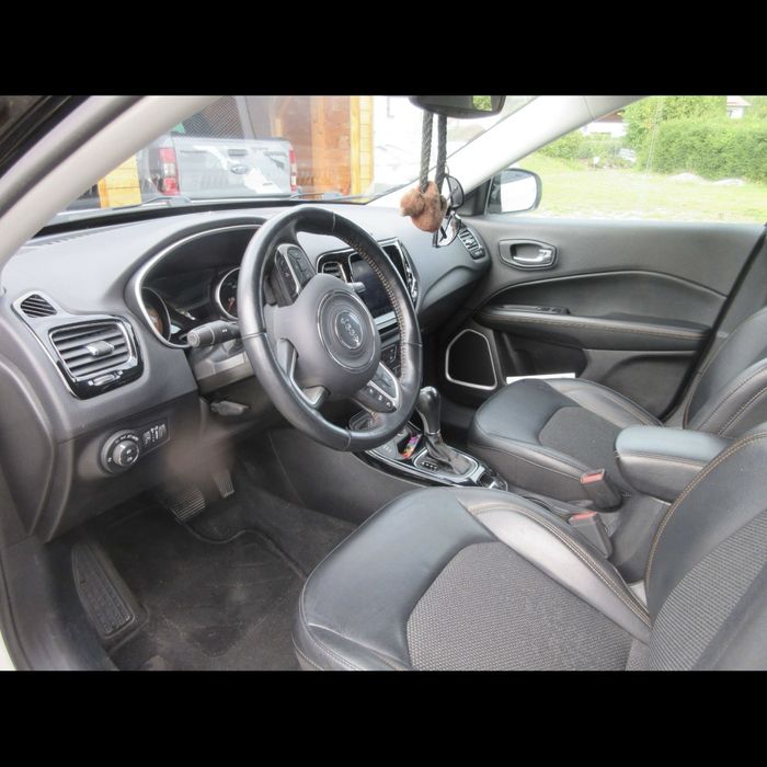 На части! Jeep Compass 4x4 2.0d