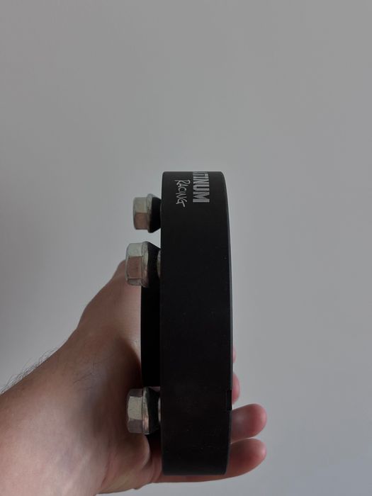 НОВИ фланци 30мм 5х112 CB 66.5 (2 бр.) с болтове