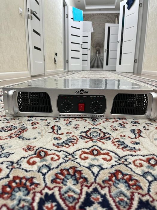 Продаю усилитель