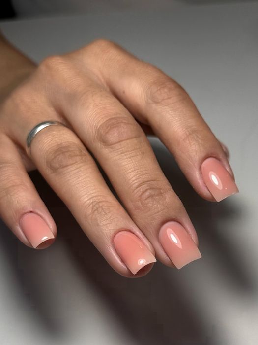 Маникюр с покрытием