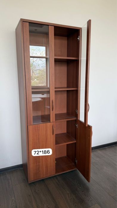 Мебель офисная в кабинет