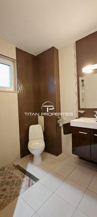 Тристаен апартамент под наем в кв. Коматево