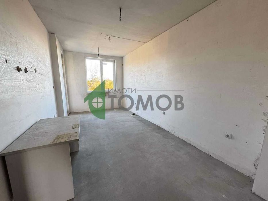 Продава се Тристаен апартамент в Шумен, Пазара - 131 кв.м за 1168 €/кв.м - Снимка #3