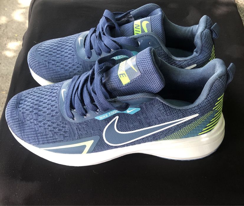 Кроссовки унисекс NIKE ZOOM AIR