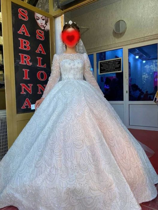 Свадебное платье