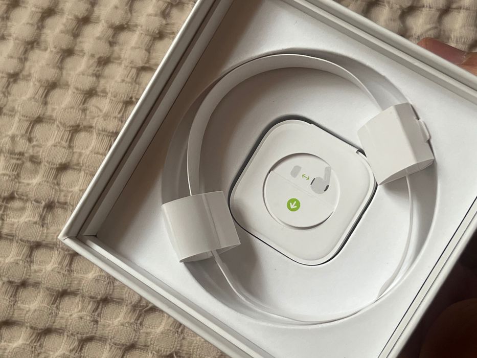 Продам airpods pro оригинал 100%