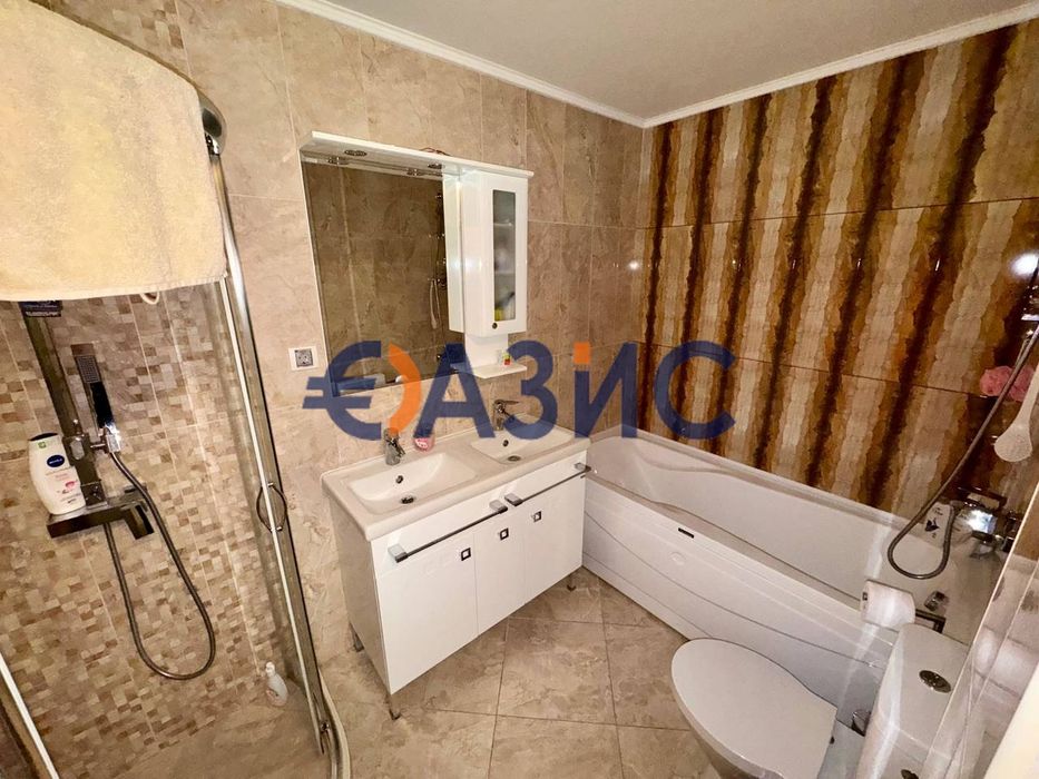 Продава се Тристаен апартамент в Несебър - 77 кв.м за 2065 €/кв.м - Снимка #6