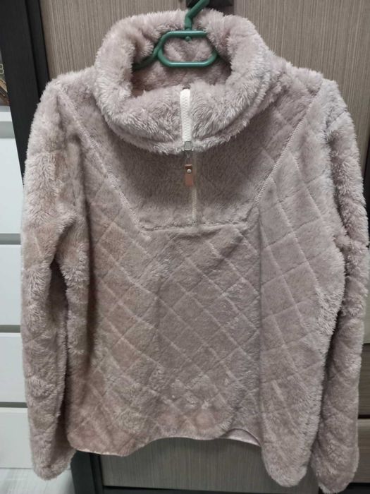 Дамско пухено якенце