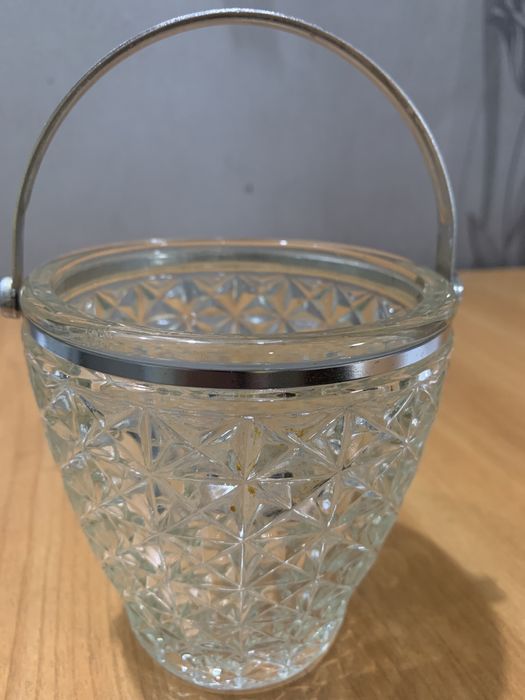 Разные наборы прсуды