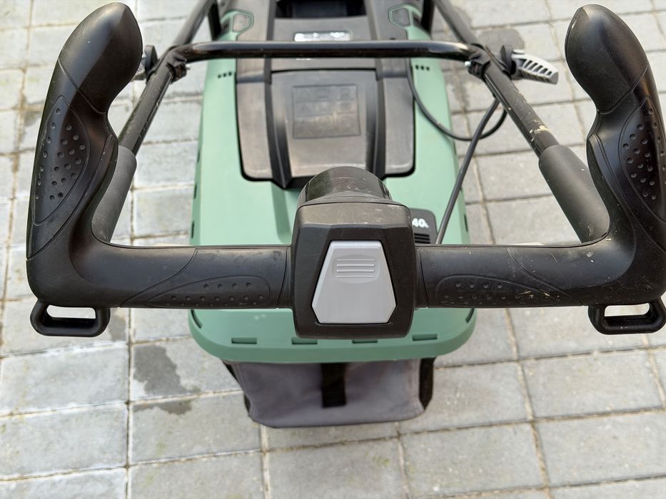 Masina tuns iarba BOSCH  Universal Rotak 540