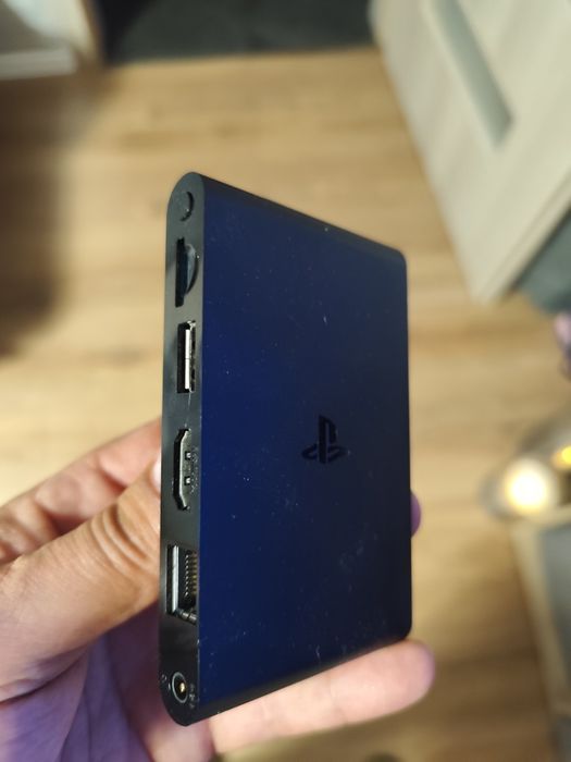 PS4 500G 1 controler și multe jocuri