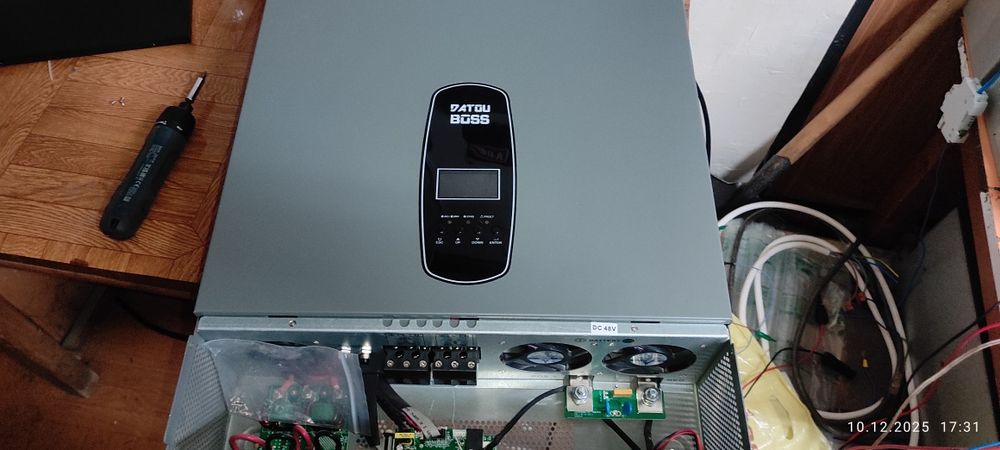 Reparatii invertoare solare