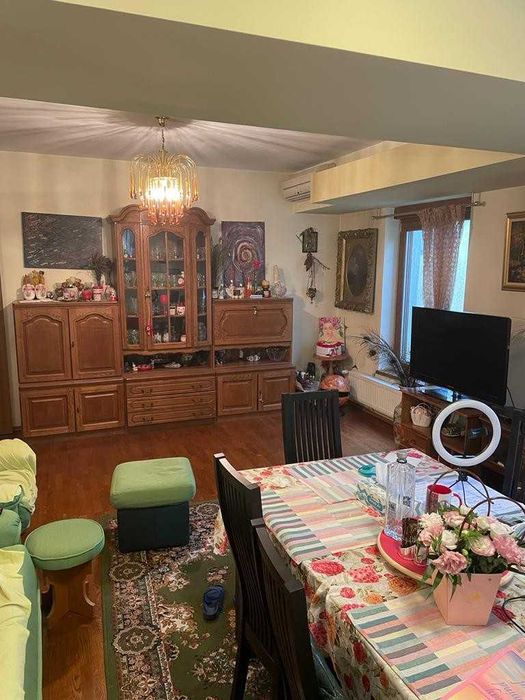 Inchiriere termen lung vila individuala cartier Aviatiei