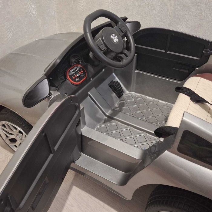 Детская машина Mercedes