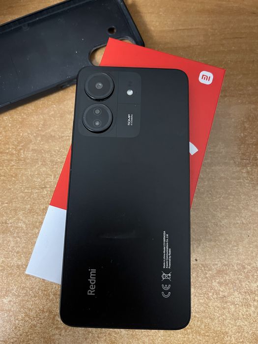 Продам смартфон Redmi 13 c