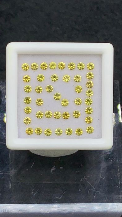 Сапфири жълти VVS калибрирани