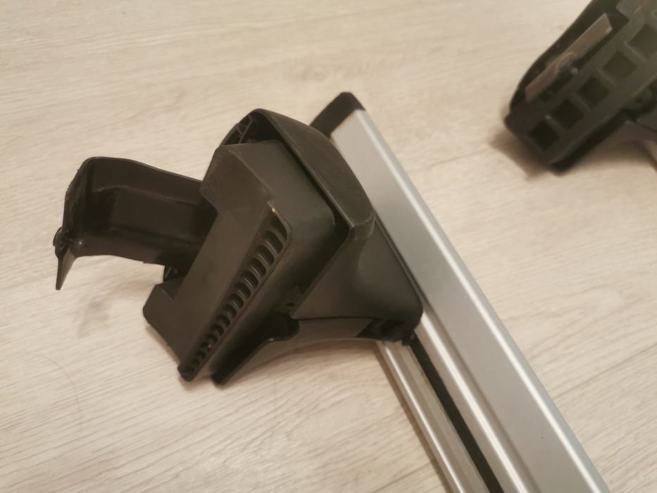Bare Thule Wingbar Evo Opel Insignia
