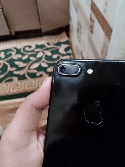 Iphone 7plus abmen ham qluraman pul xarl tezda aloqaga chiqurila.