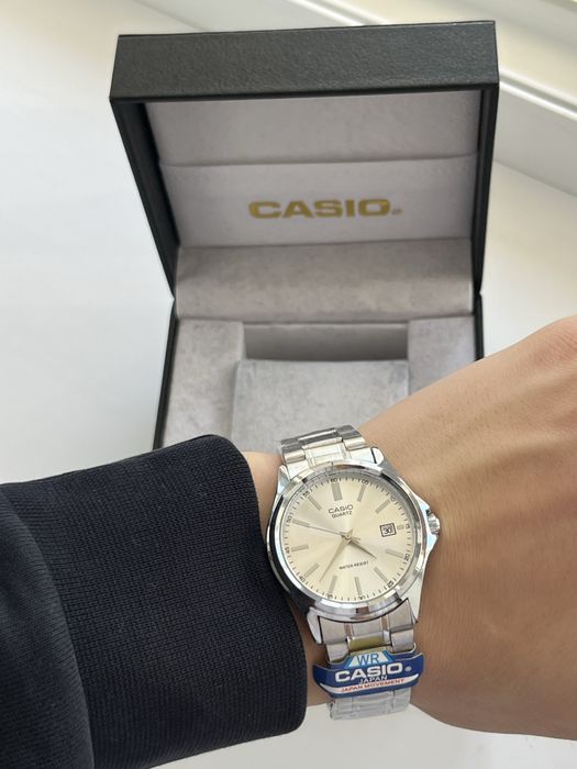 Механические часы -Casio-