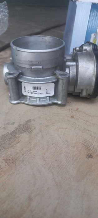 Дроссельная заслонка