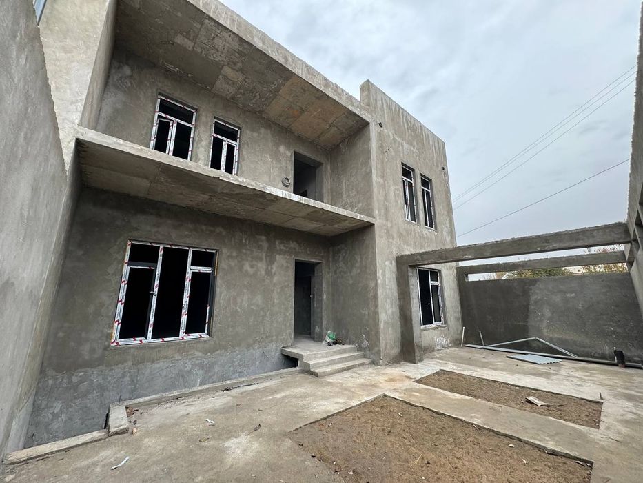 Коттедж сотилади