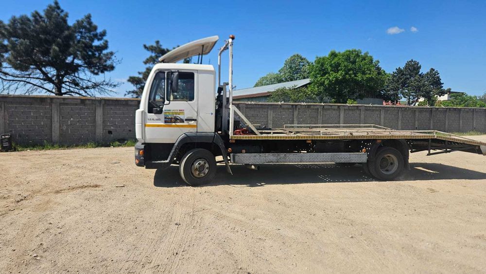 MAN LE 8,180 an fab 2004