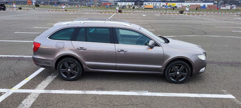 Skoda Superb 4X4 2.0 TDI 170 CP
