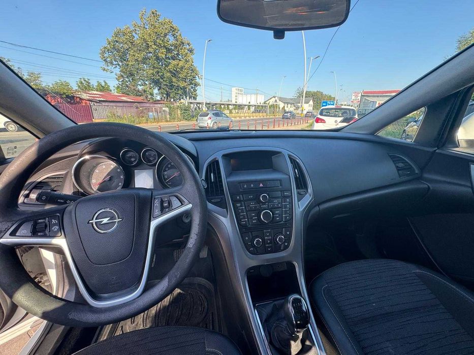 Opel Astra Opel Astra J – 2015 | 1.6 CDTi | 110 CP | Euro 6