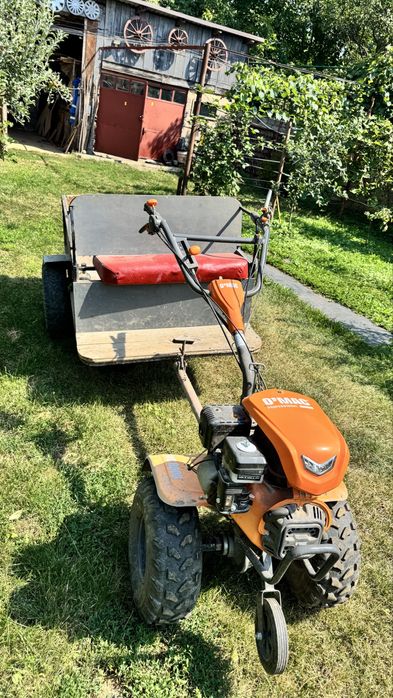 Motocultor + accesori si Remorca