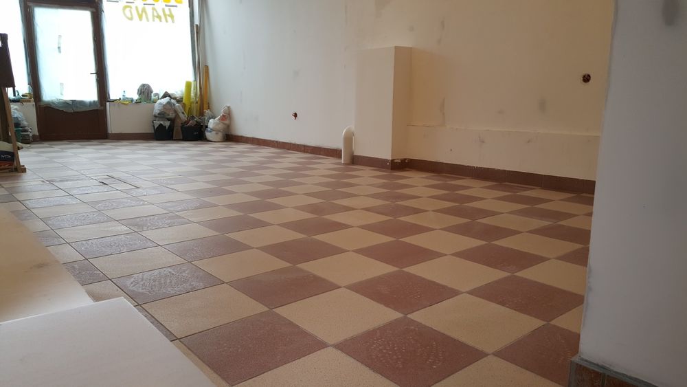 Spațiu Comercial 50 mp, Vad Stradal, la 100 m de Spitalul Judetean