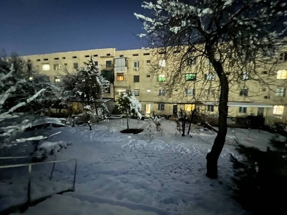 Квартира 4/1/4 Юнусабад 18 квартал" Можно под офис