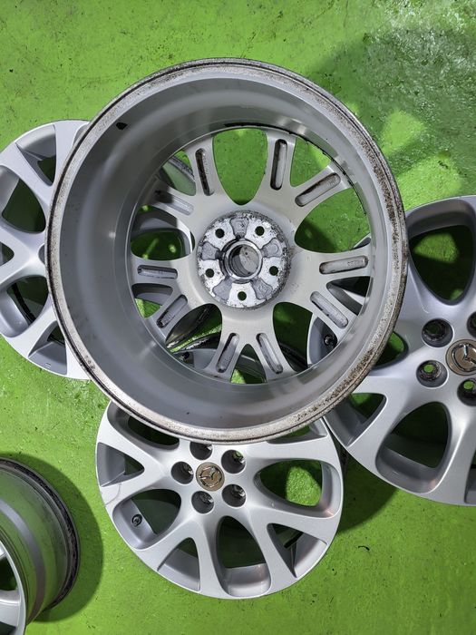 18 5x114.3 Mazda лети джанти 5х114.3 мазда
