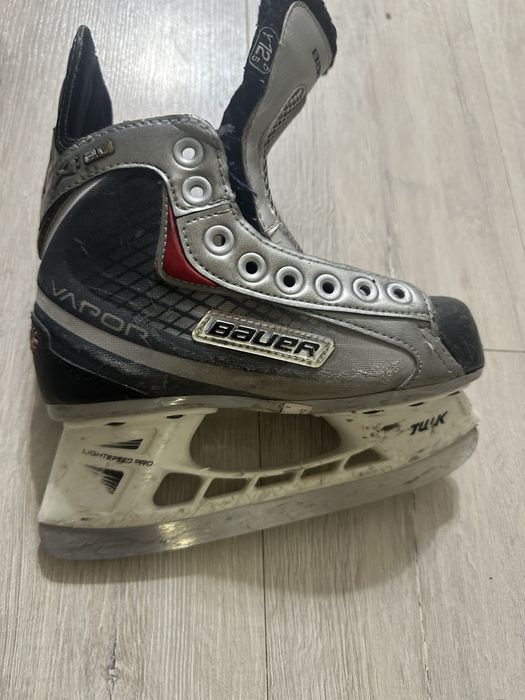 Коньки хоккейные детские