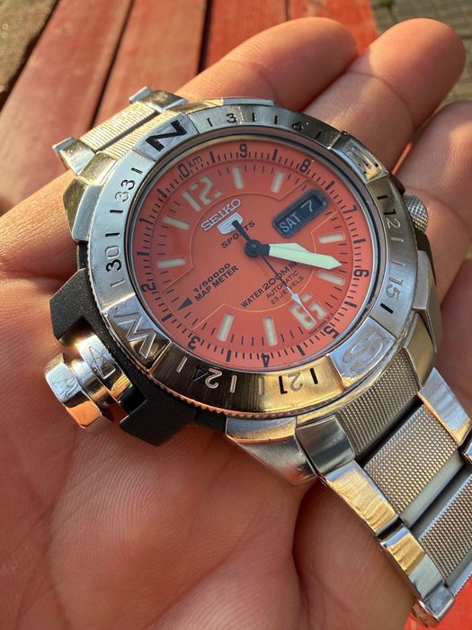 Seiko 5 Map Meter 200m SKZ227 Часовник