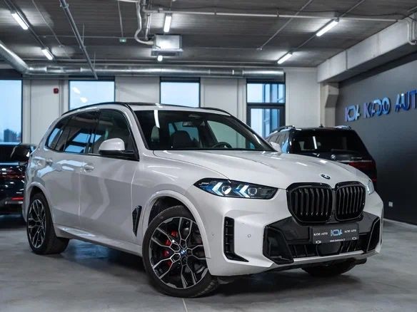 Продам Bmw x5 i40. 2022. Идеал