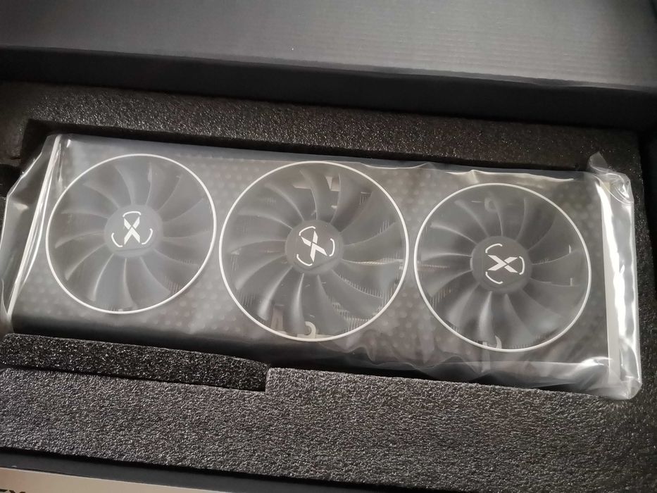Видео карта AMD RADEON RX 6750 XT